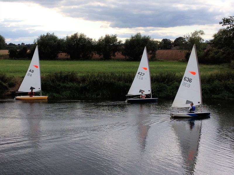 Comets at Severn - photo © Keith Tunstill