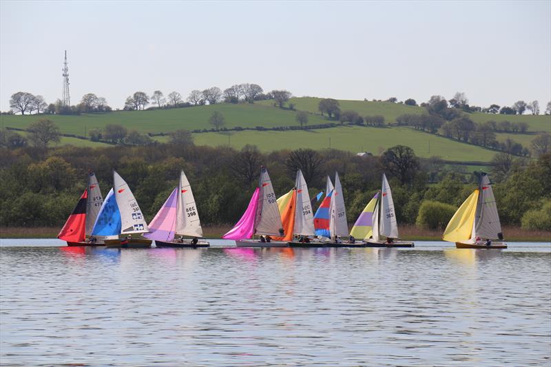 Comet Trio Inlands at Llangorse - photo © Patricia Padro