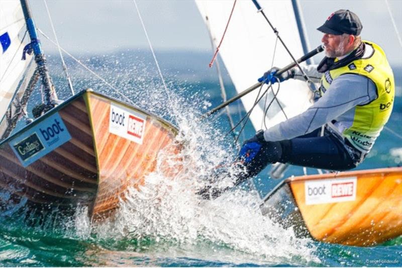 Defending champion Sören Dulong Andreasen (Denmark) could not be stopped in the Contender photo copyright www.segel-bilder.de taken at Kieler Yacht Club and featuring the Contender class