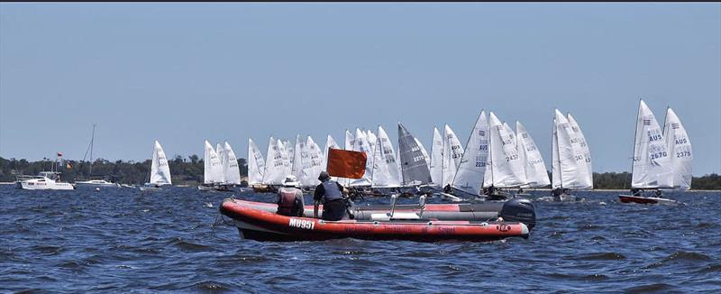 Start photo copyright Gippsland Lakes Yacht Club taken at Gippsland Lakes Yacht Club and featuring the Contender class