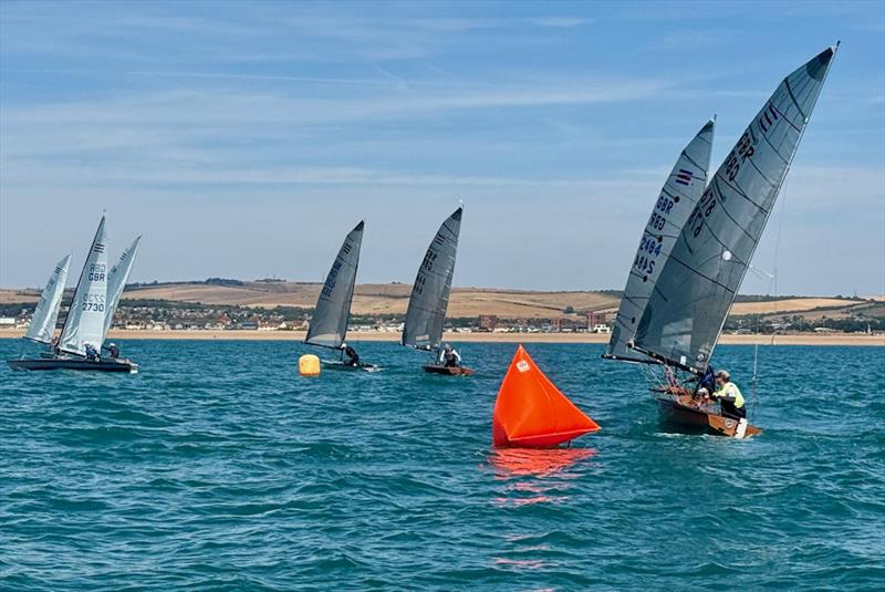 Lighter winds - Contender travellers at Shoreham photo copyright Rob Ratray taken at Shoreham Sailing Club and featuring the Contender class