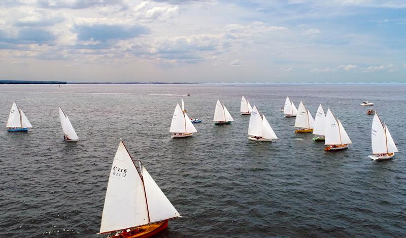 Div 1 start in the Portsea Cup photo copyright Bob Fowler taken at Sorrento Sailing Couta Boat Club and featuring the Couta Boat class