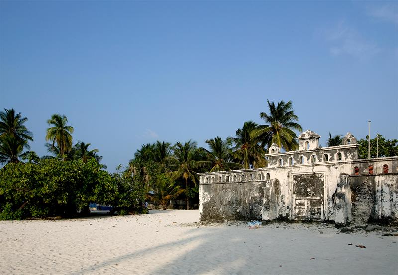 Coral-built Maldives architecture - photo © Guy Nowell