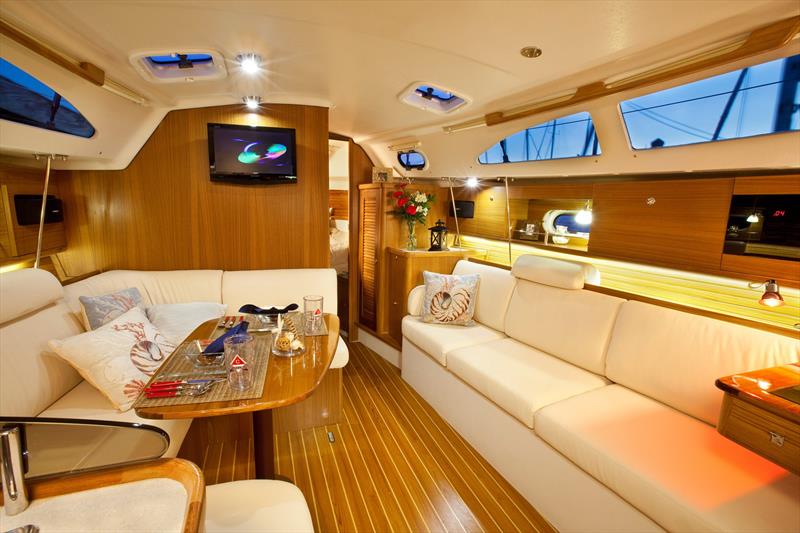 Catalina 315 - photo © Catalina Yachts