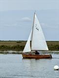 Elizabeth Mowbray Trophy at Overy Staithe © Bernard Clark
