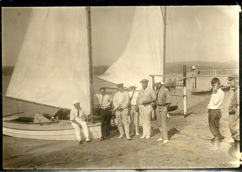 Around 1922 taken by Southland Sailing Club's (later BYC) clubhouse. Pictured: Potter, Davenport, Worchester, and others with Sea Mews photo copyright Balboa Yacht Club taken at Balboa Yacht Club and featuring the Classic & Vintage Dinghy class