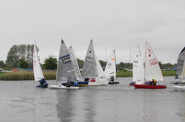 Pause at the gybe mark during the Border Counties Midweek Sailing at Shotwick Lake: photo copyright Brian Herring taken at Shotwick Lake Sailing and featuring the Classic & Vintage Dinghy class