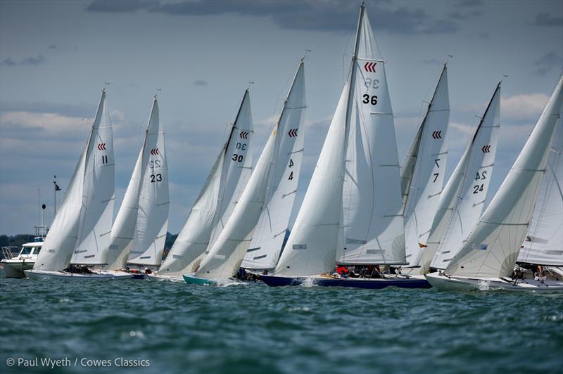 Cowes Classics Regatta 2025 Day 2 - Daring start photo copyright Paul Wyeth / www.pwpictures.com taken at Royal London Yacht Club and featuring the Daring class