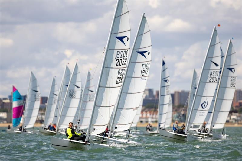 Dart 15 Nationals at Thorpe Bay - start - photo © Nick Alston