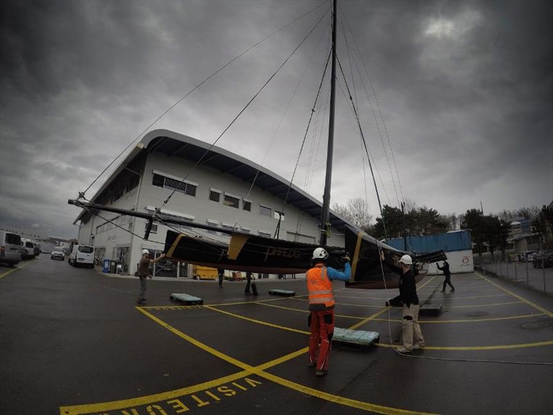 Lloyd Thornburg launched D35 - photo © Rachel Fallon-Langdon / Team Phaedo