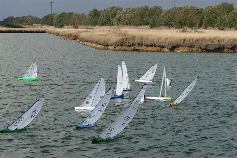 DF95 National Championship at Barton's Point, Sheppey - photo © Jim La Roche