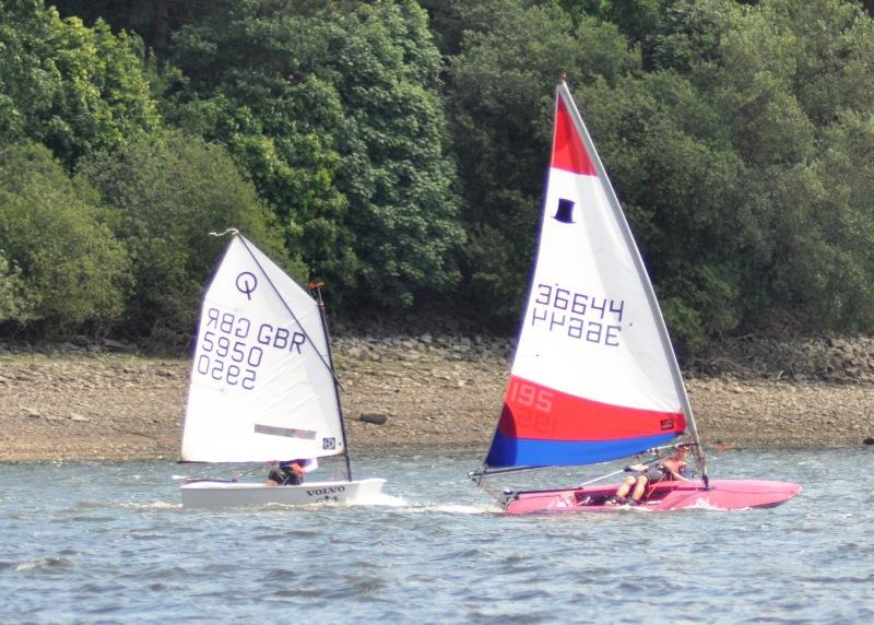 Derbyshire Youth Sailing series at Ogston - photo © Mike Haynes