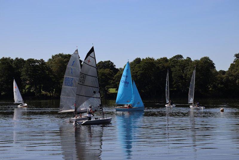 Up to the the not so windward mark - Border Counties Midweek Sailing round 5 at Redesmere photo copyright E Rhodes Photography taken at Redesmere Sailing Club and featuring the Dinghy class