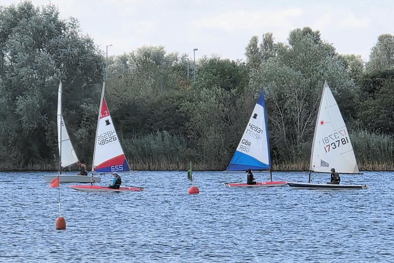 Summer series at Hunts day 1 with pre-race coaching and novice start initiative - photo © Kate Goujon