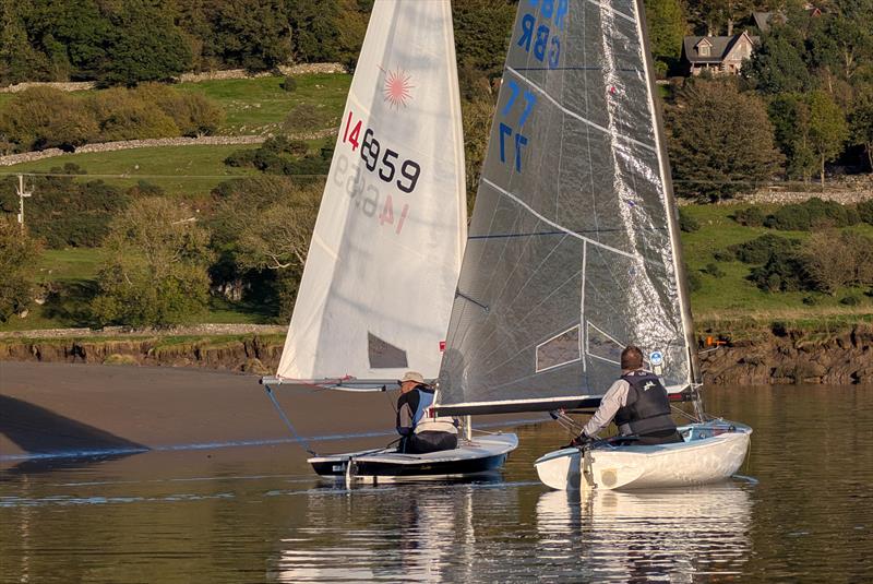 Yarışın galibi Richard Colbeck (solda) ve Stewart Mitchell (sağda) çok yakın bir şekilde - Solway'deki Palnackie Yarışı - fotoğraf © James Colbeck