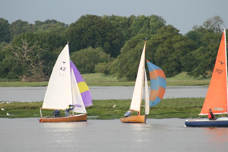 Wednesday evening club racing at Waldringfield photo copyright Alexis Smith taken at Waldringfield Sailing Club and featuring the Dragonfly class