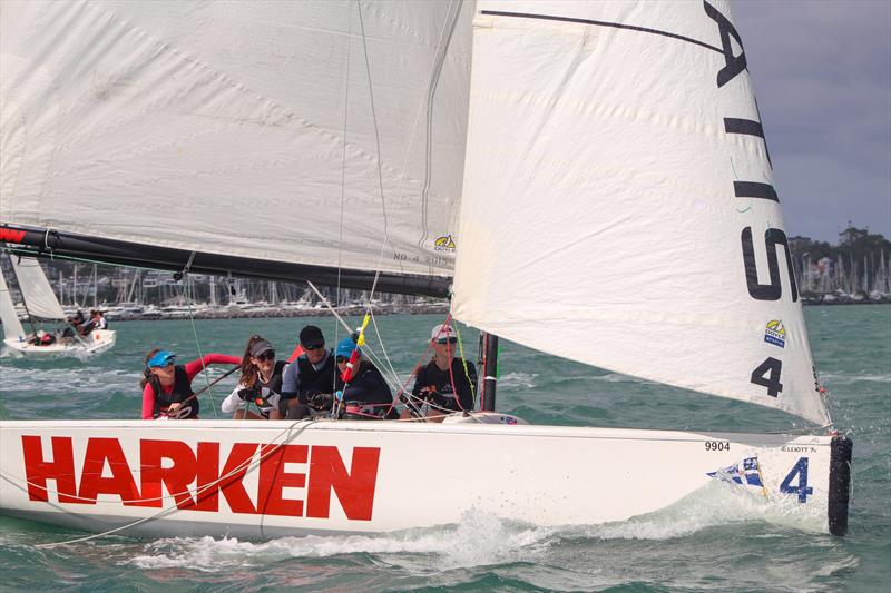 Maeve White and her crew ready to round the top mark - Harken NZ Match Racing Championship - Royal NZ Yacht Squadron - January 22-24, 2022 - photo © William Woodworth - RNZYS Media
