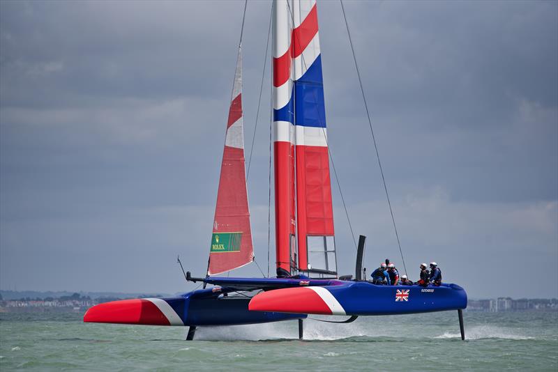 The teams practice in the Solent ahead of the Cowes SailGP event - photo © Tom Hicks / www.solentaction.com