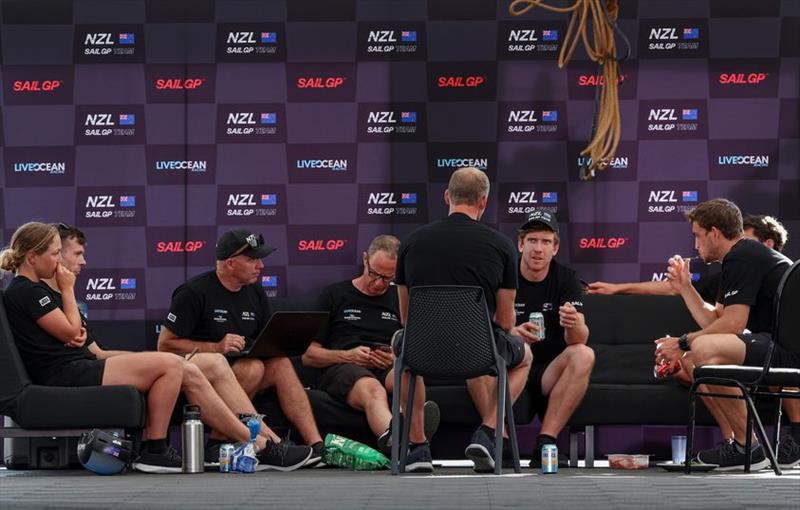 Kiwi Team talk before Day 2 - T-Mobile United States Sail Grand Prix, Chicago at Navy Pier, Lake Michigan, Season 3 photo copyright Simon Bruty/SailGP taken at Chicago Yacht Club and featuring the F50 class