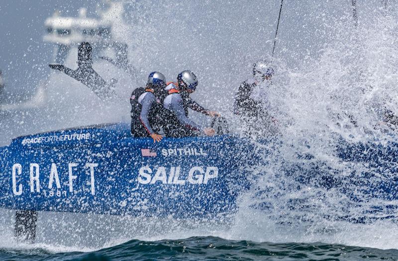 offer bliver nervøs Illustrer SailGP: Highlights from Cadiz; Jimmy Spithill on Cadiz cliffhanger; Flight  control issues