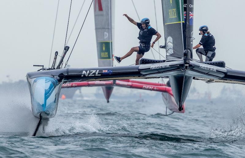 New Zealand SailGP Team helmed by Peter Burling in action with Denmark SailGP Team presented by ROCKWOOL on Race Day 2 of the Singapore Sail Grand Prix presented by the Singapore Tourism Board - photo © Felix Diemer for SailGP
