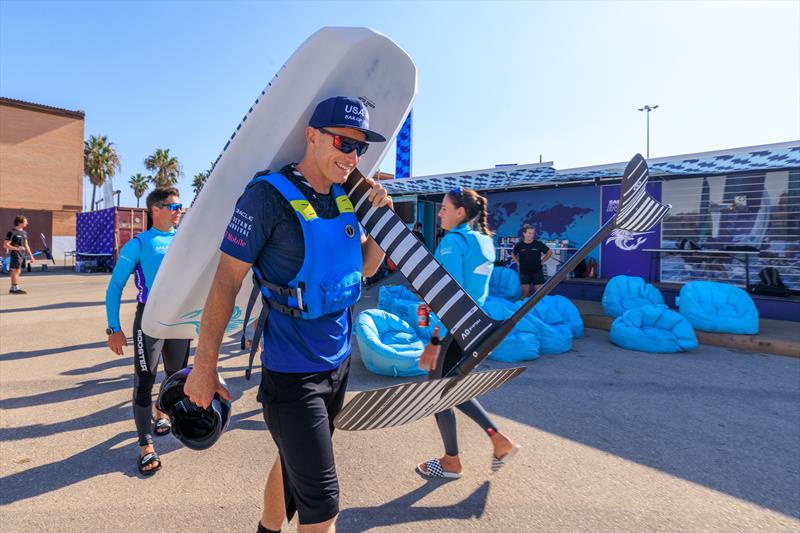 Jimmy Spithill brings a powerful personal brand in watersports, as he joins young sailors in the SailGP Inspire program - photo © Felix Diemer for SailGP
