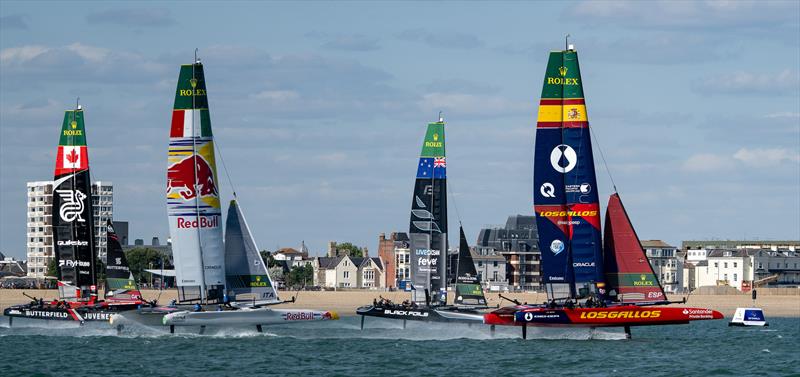Group racing - Race Day 2 of the Emirates Great Britain SailGP - Portsmouth,UK - photo © Ricardo Pinto/SailGP