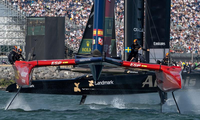 Spain and Sweden - Final racing - Race Day 2 of the Emirates Great Britain SailGP - Portsmouth,UK - photo © Ricardo Pinto/SailGP