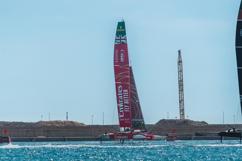 SailGP commentator Lisa Darmanin described it as a “shoulder course”, with every team searching for the same areas of breeze and largely following each other around the course - photo © Jackson Green