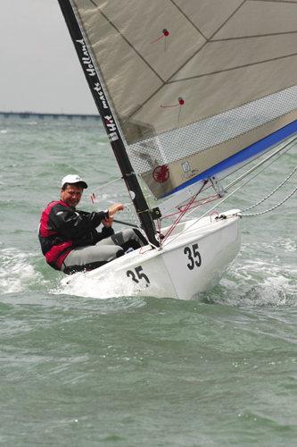 15 Finns enjoy the conditions for the Thorpe Bay Finn open photo copyright Graeme Sweeney / Yachts & Yachting taken at Thorpe Bay Yacht Club and featuring the Finn class