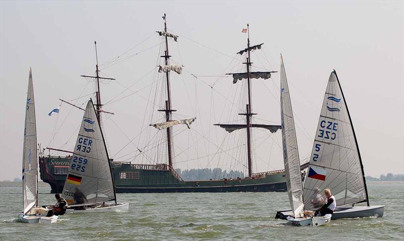 No wind on day 5 of the Finn Silver Cup photo copyright Robert Deaves taken at WSV Hoorn and featuring the Finn class