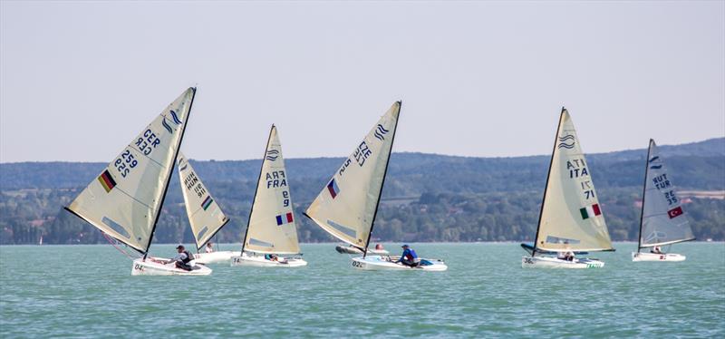 Race 4 on day 3 of the 2017 U23 Finn Worlds at Lake Balaton - photo © Robert Deaves