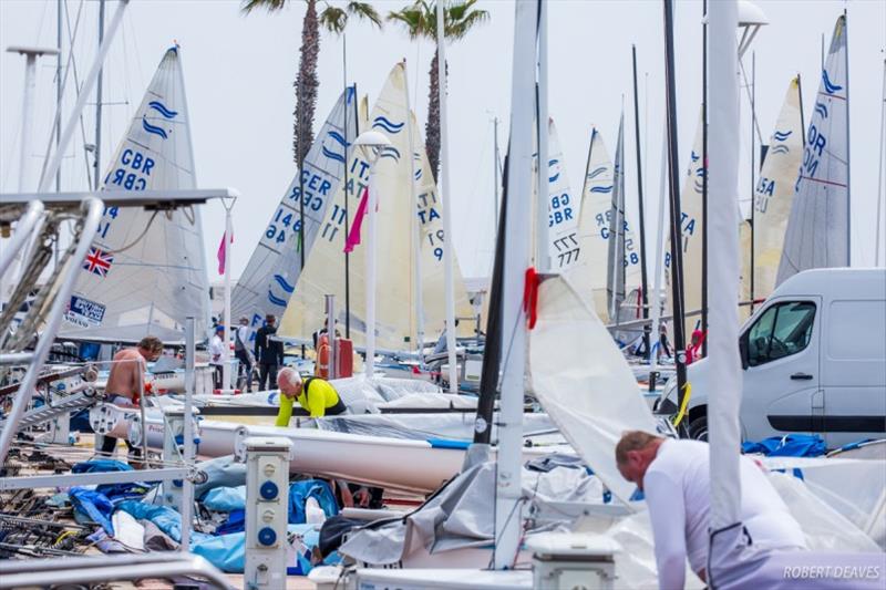 Finns everywhere at El Balís photo copyright Robert Deaves taken at Club Nautico El Balis and featuring the Finn class