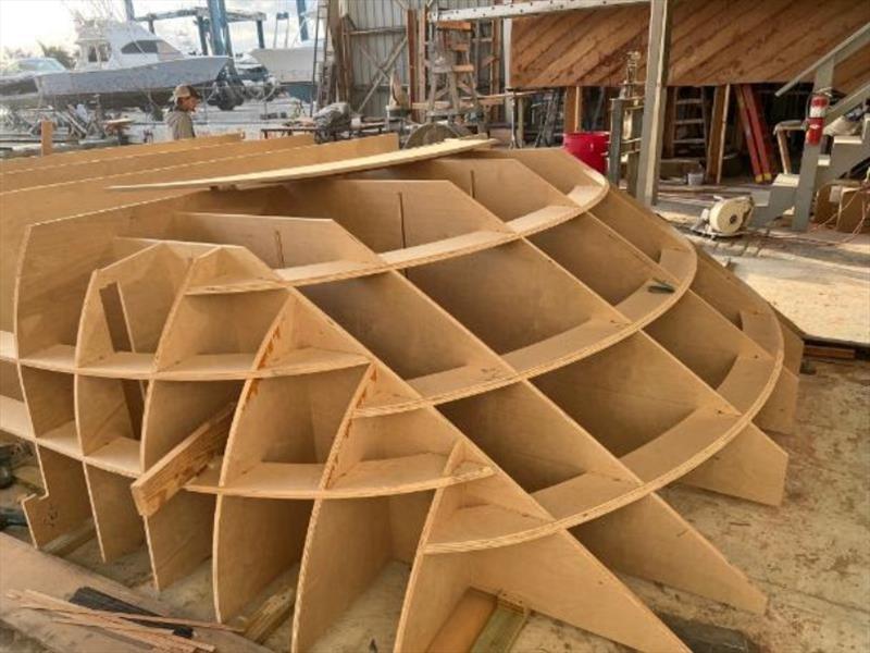 Hull #8 - Bridge jig - photo © Michael Rybovich & Sons