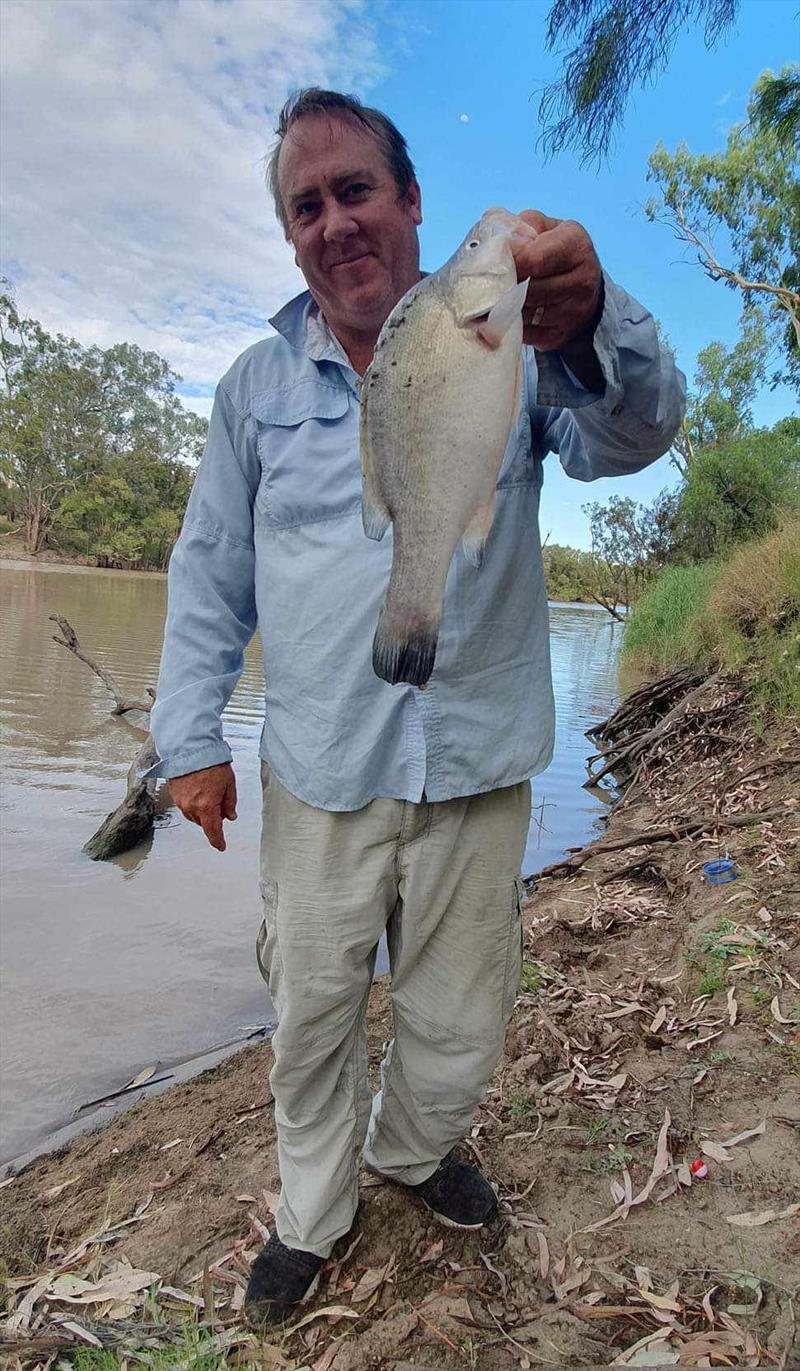 Rob enjoying some yellowbelly fishing - photo © Fisho's Tackle World