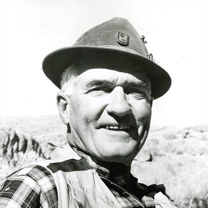 Joe Brooks Fly Fishing Award Joe Brooks (1901 1972)