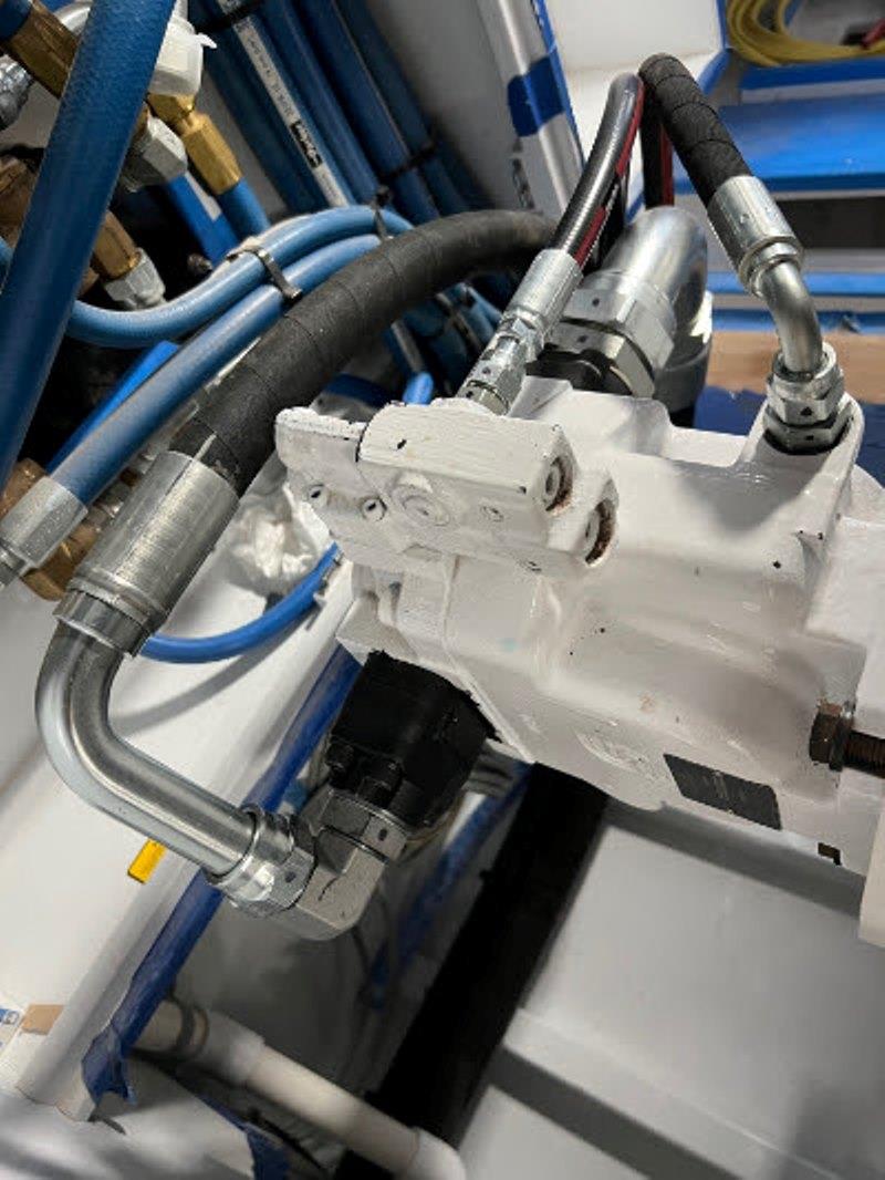Hull #7 - Gear mounted hydraulic pump - photo © Michael Rybovich & Sons