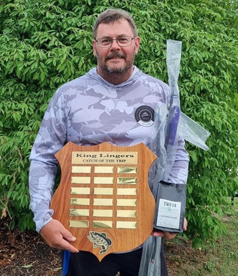 Winners are grinners. The boys from King Lingers Fishing Adventures compete for a perpetual trophy, just to spice up the comradery - photo © Fisho's Tackle World
