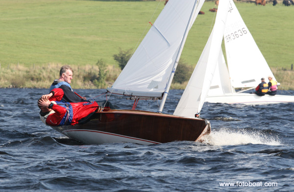 John McMillan & Stan Wichlaj win the Classic Cup photo copyright Alan Henderson / www.fotoboat.com taken at Monklands Sailing Club and featuring the Flying Fifteen class