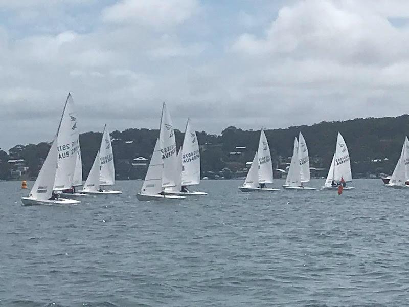 lake macquarie yacht club melbourne cup