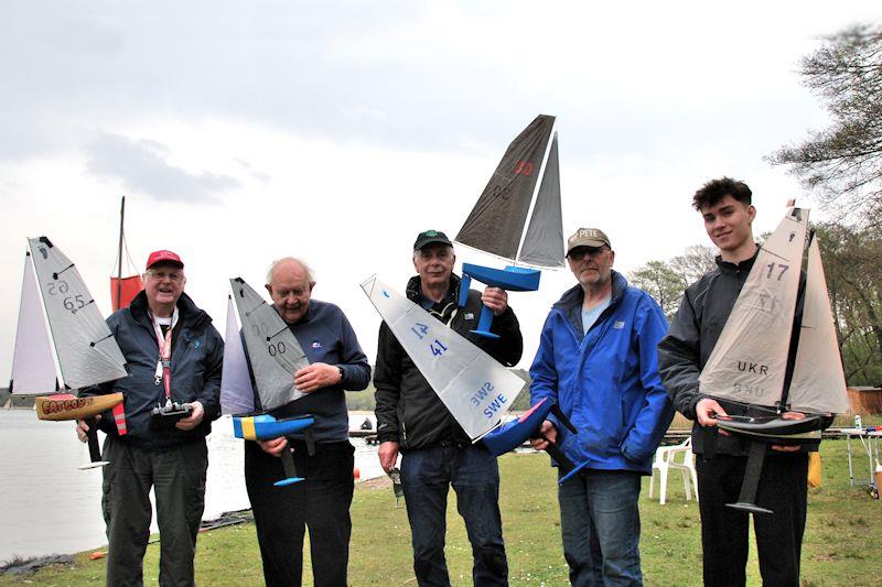 Footy class Videlo Globe at Frensham Pond photo copyright Roger Stollery taken at Frensham Pond Sailing Club and featuring the Footy class