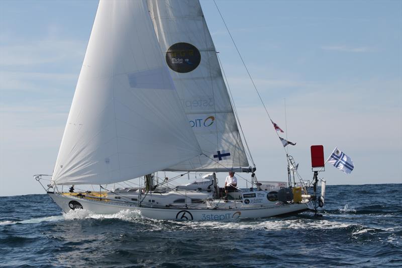 Tapio Lehtinen, the only sailors who persisted in the west option pushing through the tough conditions - photo © GGR2022 / Etienne Messikommer