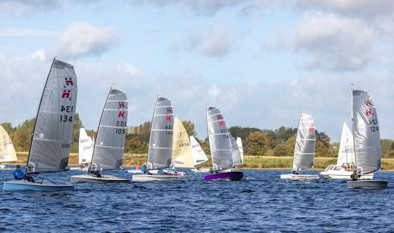 Start line - Hadron H2 Inlands at Notts County - photo © David Eberlin