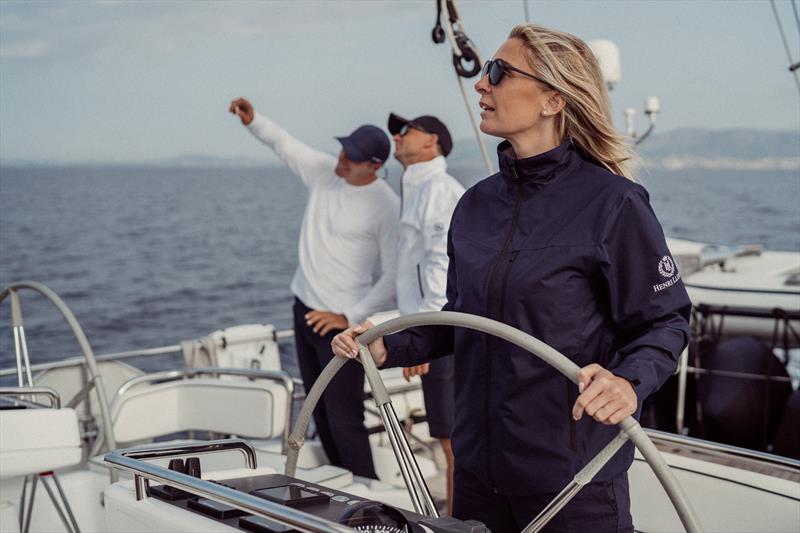 Women's Breeze Jacket - Navy - photo © Henri-Lloyd
