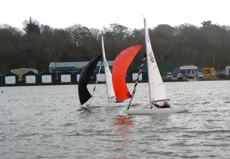 Bembridge Illusion Christmas Cracker 2022 - photo © Mike Samuelson