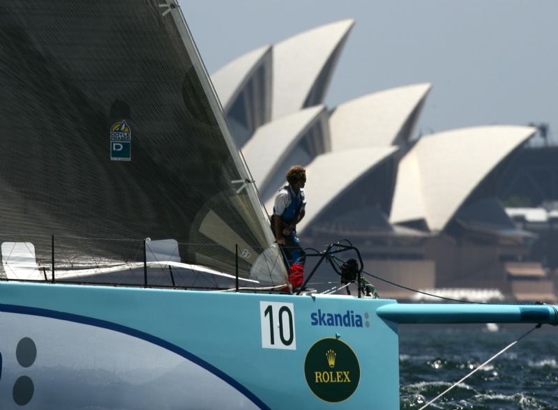 The Rolex Sydney Hobart Yacht Race 2004 sets off photo copyright Carlo Borlenghi / Rolex taken at  and featuring the IMS class
