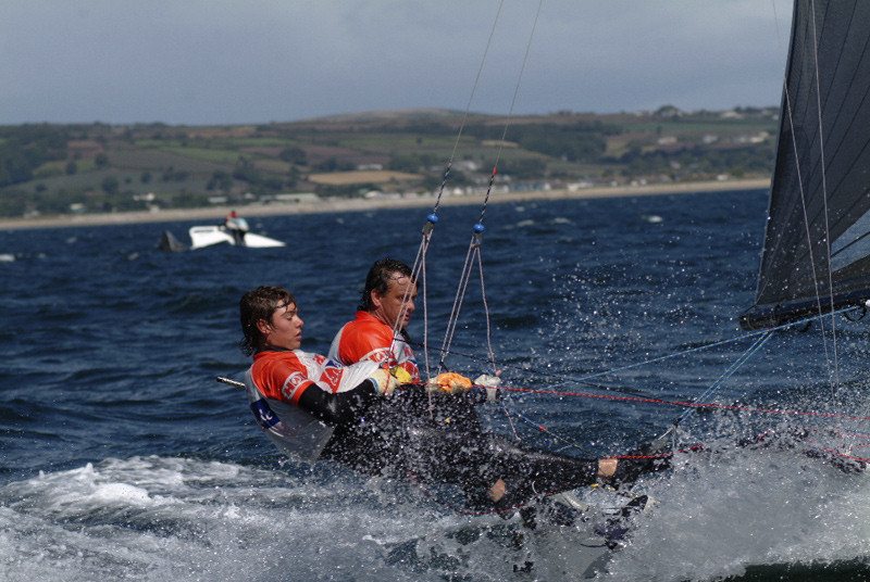 The father & son team of Andy and Tom Partington win the International 14 Hayling Hull photo copyright Lee Whitehead / www.photolounge.co.uk taken at Hayling Island Sailing Club and featuring the International 14 class
