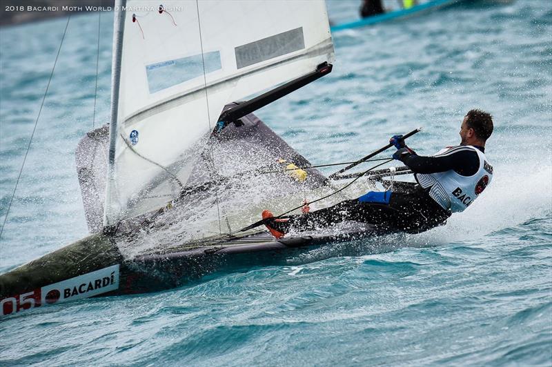 Bacardi Moth Worlds in Bermuda day 3 photo copyright Martina Orsini / www.martinaorsiniphotographer.com taken at Royal Bermuda Yacht Club and featuring the International Moth class