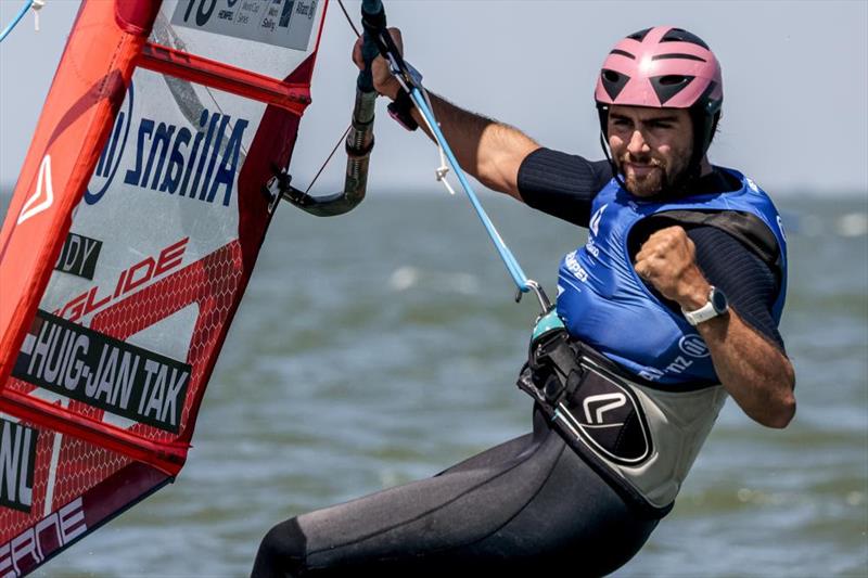 Huig Jan Tak (NED) in the iQFOiL Men - Hempel World Cup Series Allianz Regatta day 4 - photo © Sailing Energy / Hempel World Cup Series Allianz Regatta