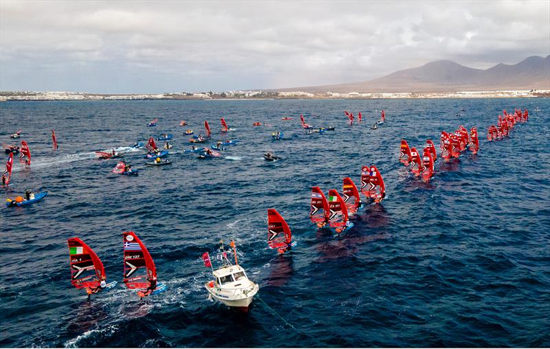 iQFOiL start at the Lanzarote International Regatta photo copyright Sailing Energy taken at Lanzarote Sailing Center and featuring the iQFoil class